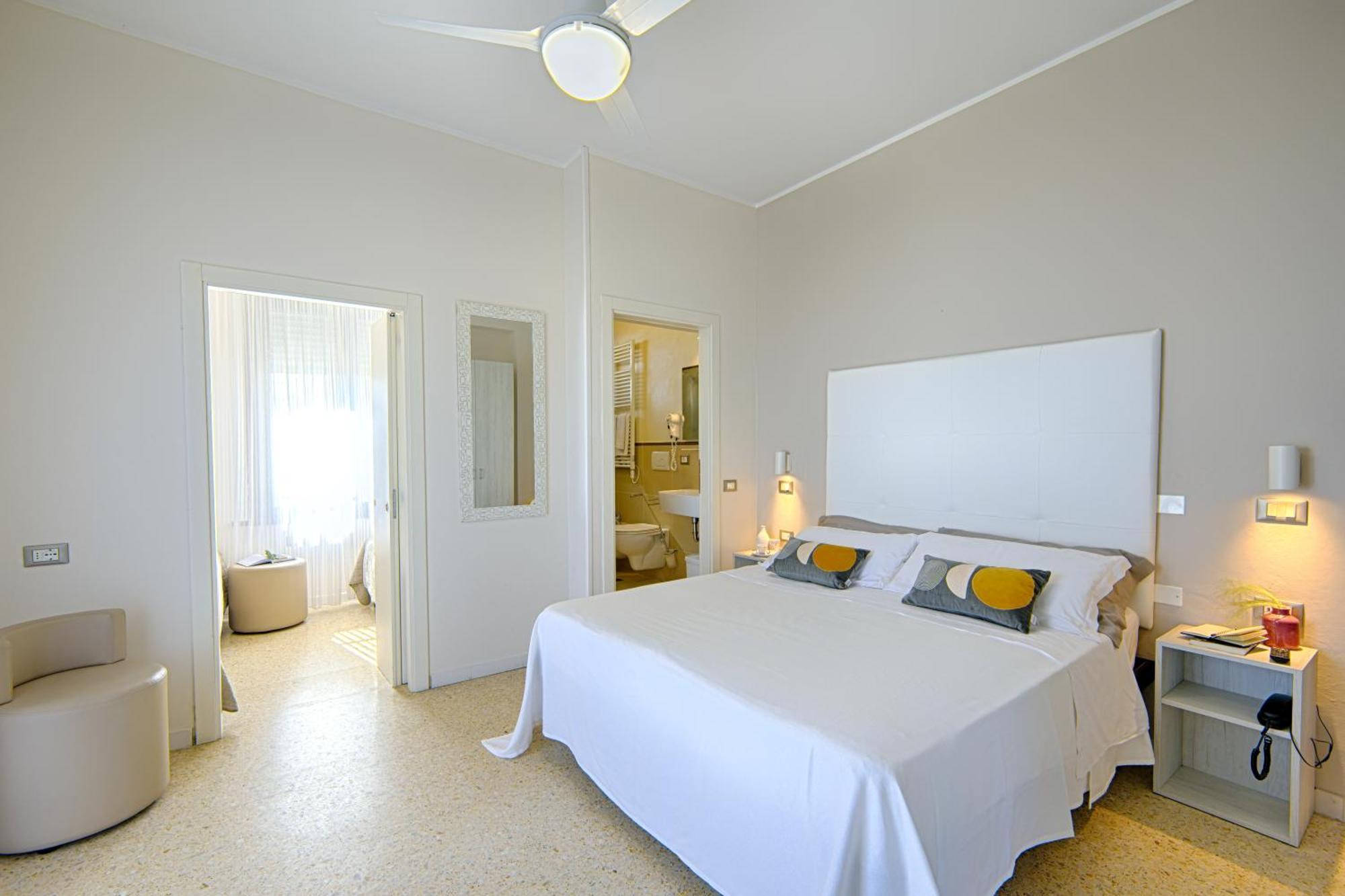 Hotel Deanna Bellaria-Igea Marina Buitenkant foto