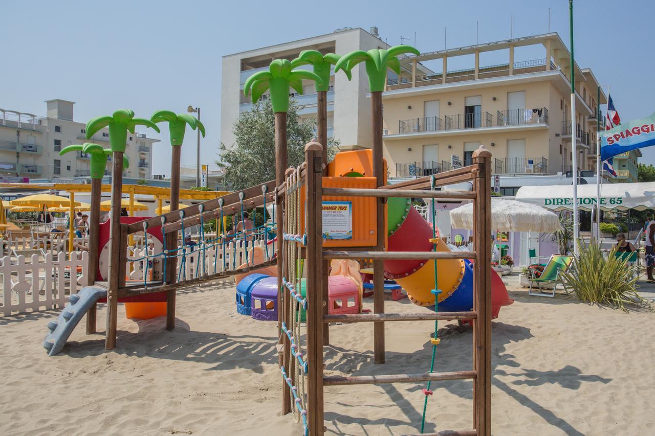 Hotel Deanna Bellaria-Igea Marina Buitenkant foto